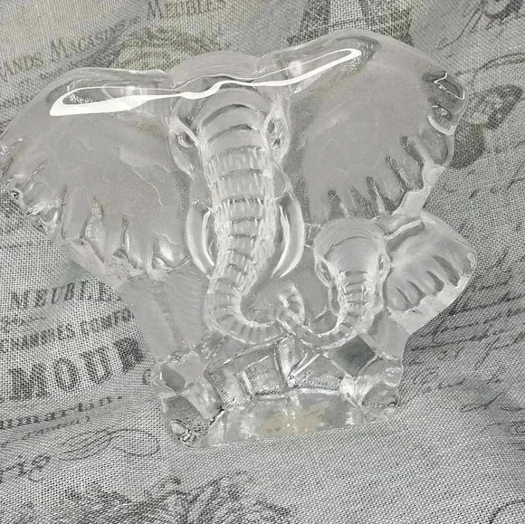 Crystal Elephant - Picture 3 of 4